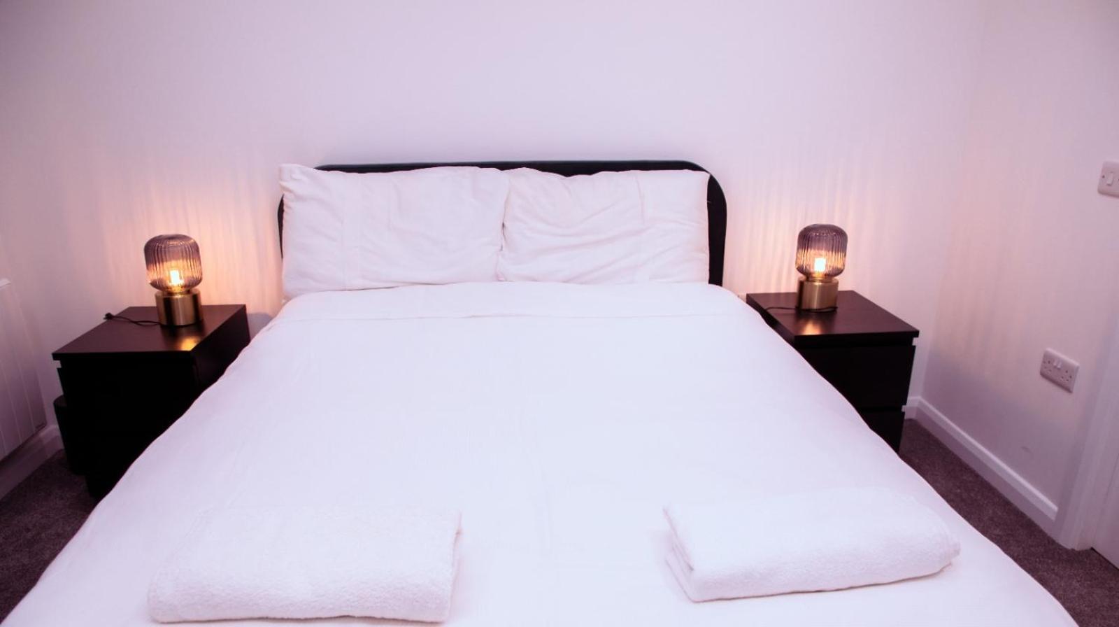 City Centre Luxury Apartment Белфаст Экстерьер фото